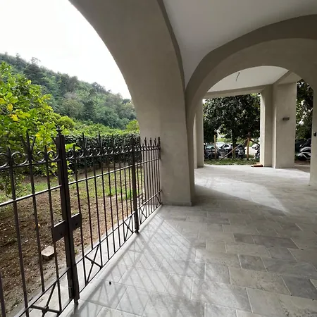 Shanti & Lucullo Guest house